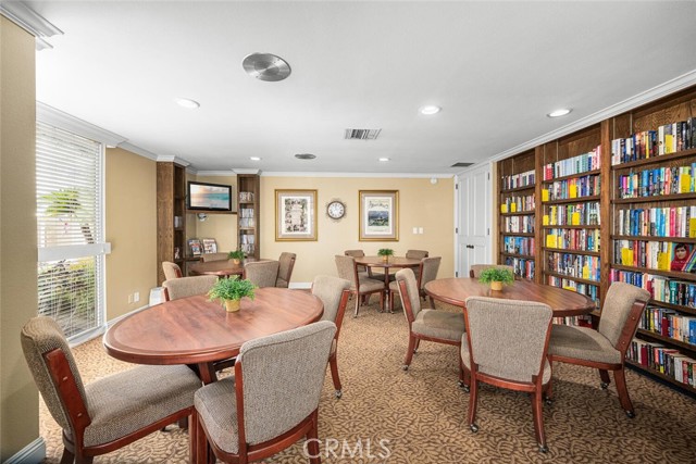 Detail Gallery Image 38 of 41 For 210 Silverlake, Placentia,  CA 92870 - 2 Beds | 2 Baths