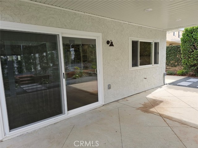 Detail Gallery Image 13 of 17 For 909 Brightstone Ct, Westlake Village,  CA 91361 - 3 Beds | 2 Baths