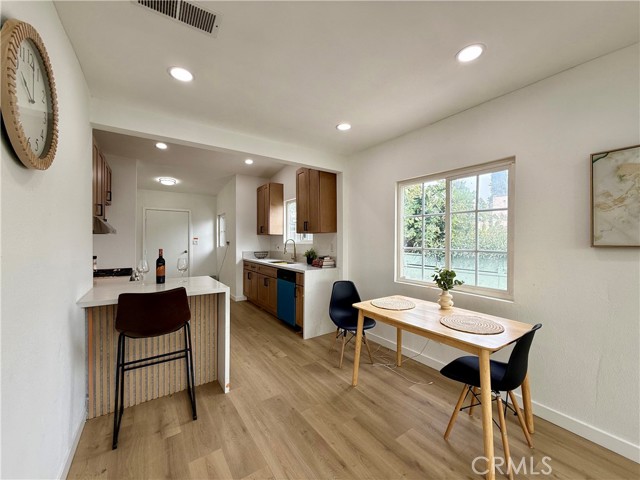 Detail Gallery Image 15 of 42 For 1327 W 97th Street, Los Angeles,  CA 90044 - 3 Beds | 2 Baths