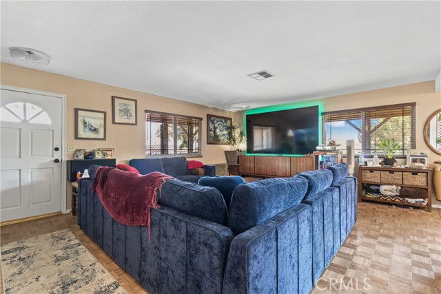 32809 Crown Valley Road, Acton CA: https://media.crmls.org/medias/a3776684-4689-402a-809c-58f086402722.jpg