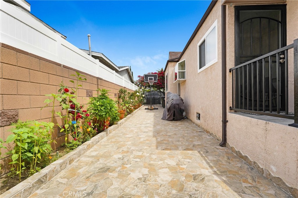 518 Hawthorne StreetGlendale img 24
