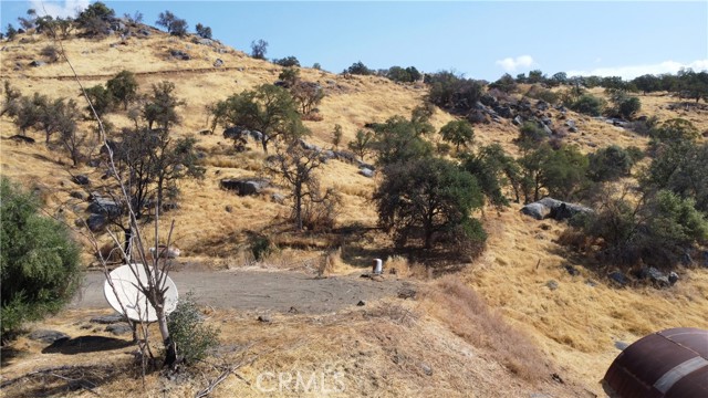 Detail Gallery Image 2 of 20 For 38938 Pepperweed Rd, Squaw Valley,  CA 93675 - – Beds | – Baths