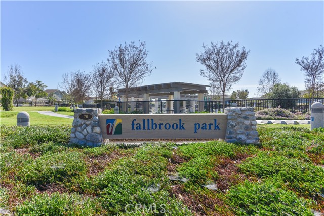 Image 2 of 28 For 44 Fallbrook