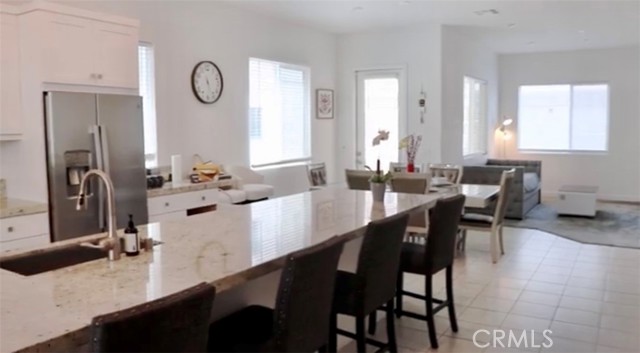 1886 S Westside Drive, Anaheim CA: https://media.crmls.org/medias/a378c4bf-6c99-45da-8b5a-028de2e73a77.jpg