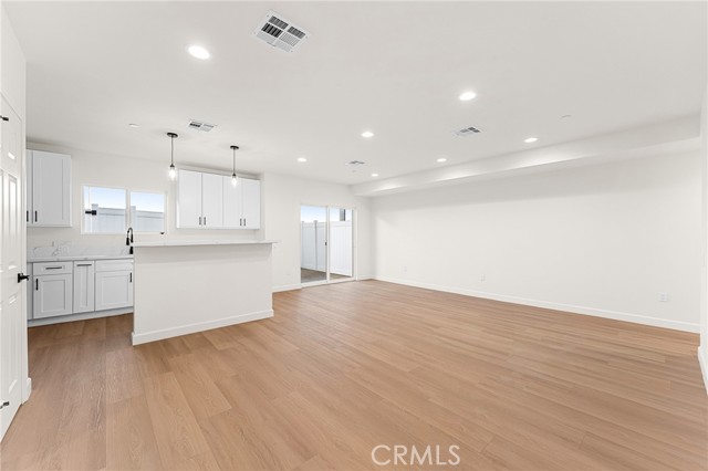 Detail Gallery Image 11 of 34 For 902 W Hert St, Colton,  CA 92324 - 4 Beds | 2/1 Baths