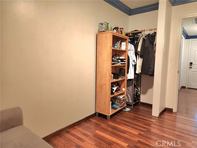 Detail Gallery Image 34 of 71 For 19755 Steinway St, Canyon Country,  CA 91351 - 3 Beds | 2 Baths