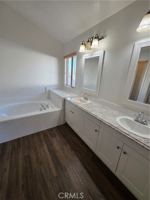 Image 21 of 35 For 31939 Monique