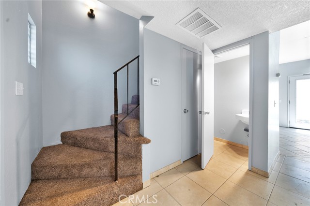 Detail Gallery Image 18 of 21 For 43643 Stanridge Ave, Lancaster,  CA 93535 - 2 Beds | 2 Baths