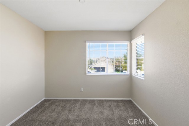 Detail Gallery Image 35 of 59 For 3152 Hampton, Palmdale,  CA 93551 - 3 Beds | 3 Baths