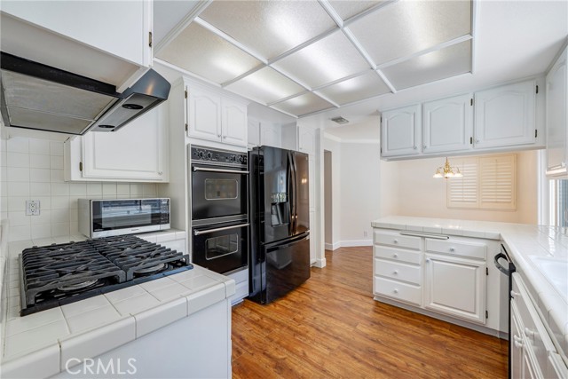 Detail Gallery Image 28 of 59 For 24004 Arminta St, West Hills,  CA 91304 - 4 Beds | 3 Baths