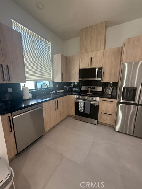 MLS #SR25260381 image #10