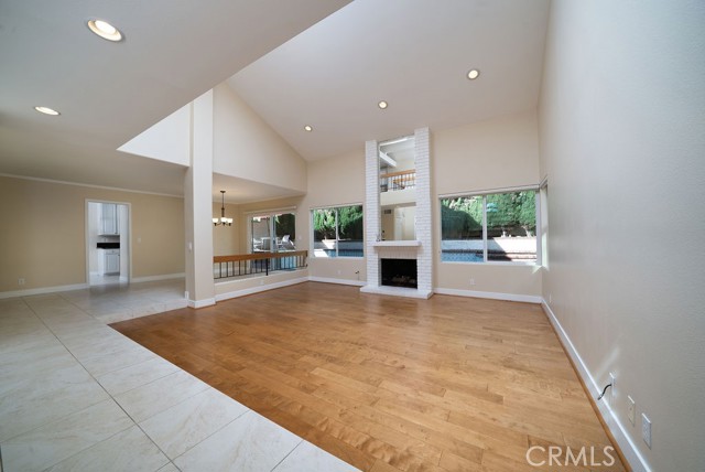 Detail Gallery Image 4 of 33 For 34 Columbus, Irvine,  CA 92620 - 4 Beds | 2/1 Baths