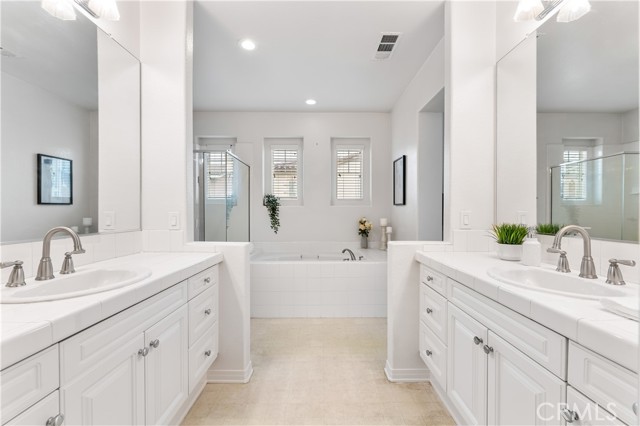 Detail Gallery Image 23 of 45 For 151 W Redwood Ct, Covina,  CA 91723 - 3 Beds | 2/1 Baths