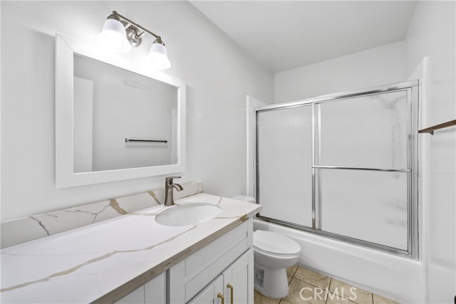 Detail Gallery Image 22 of 29 For 9637 via Rimini #121,  Burbank,  CA 91504 - 3 Beds | 3 Baths