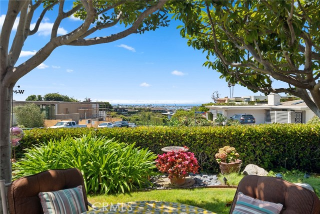 Detail Gallery Image 9 of 31 For 707 Malabar Dr, Corona Del Mar,  CA 92625 - 3 Beds | 2 Baths