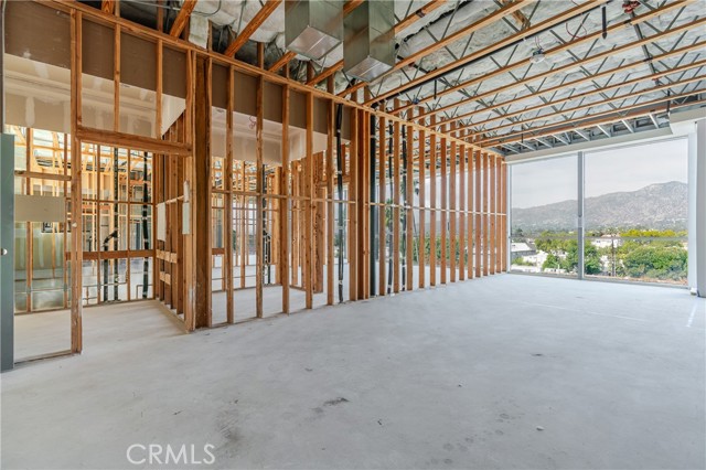 Image 10 of 27 For 606 Broadway