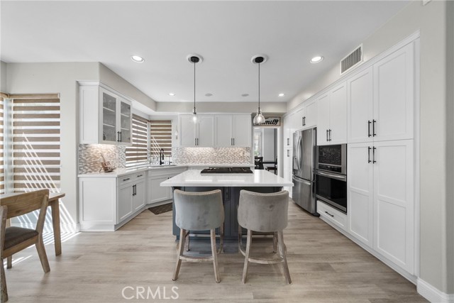 45389 Via Jaca, Temecula CA: https://media.crmls.org/medias/a37d8a87-d3ea-4a97-80b3-e1d2574a689c.jpg