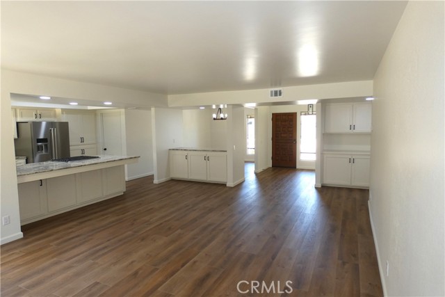 4768 Tiffany Park Circle, Santa Maria CA: https://media.crmls.org/medias/a37d9f05-02f4-41f5-90f5-9d0401be7ab8.jpg
