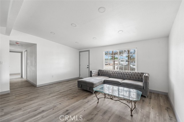 Detail Gallery Image 4 of 42 For 27035 Jerome St, Boron,  CA 93516 - 3 Beds | 2 Baths