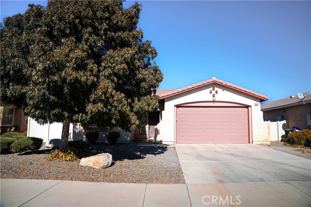 Detail Gallery Image 1 of 30 For 11534 Charm Ln, Adelanto,  CA 92301 - 3 Beds | 2 Baths