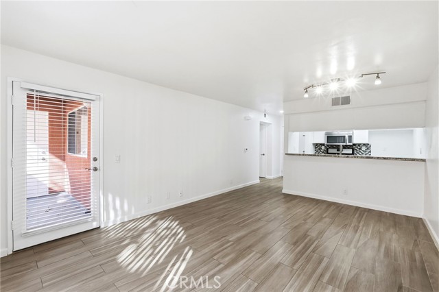 Detail Gallery Image 14 of 39 For 12601 Van Nuys #111,  Pacoima,  CA 91331 - 1 Beds | 1 Baths