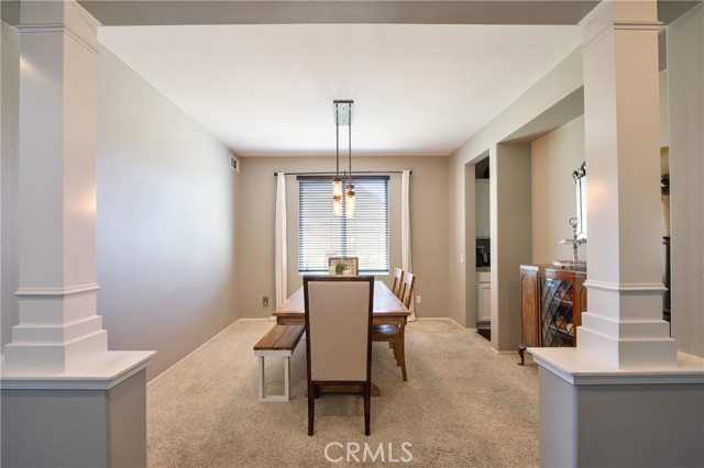 Detail Gallery Image 5 of 36 For 39883 S Creek Cir, Murrieta,  CA 92563 - 5 Beds | 3 Baths