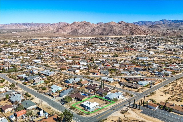 Detail Gallery Image 20 of 23 For 6029 Sunset Rd, Joshua Tree,  CA 92252 - 2 Beds | 1 Baths