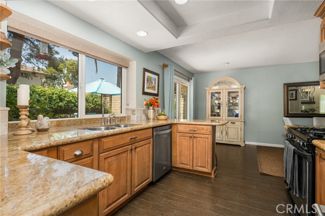 8237 E Flowerwood Avenue, Orange CA: https://media.crmls.org/medias/a380545e-225c-44d7-838d-2461f1e21edb.jpg