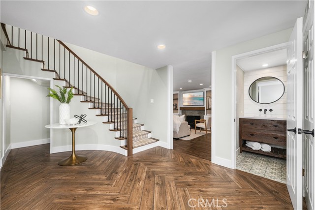 Detail Gallery Image 20 of 74 For 7926 E Garner, Long Beach,  CA 90808 - 4 Beds | 2/1 Baths