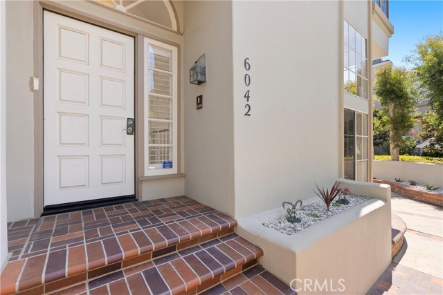 6042 Shadowbrook Circle, Huntington Beach CA: https://media.crmls.org/medias/a381d282-7254-4899-8eaa-709492b22edc.jpg