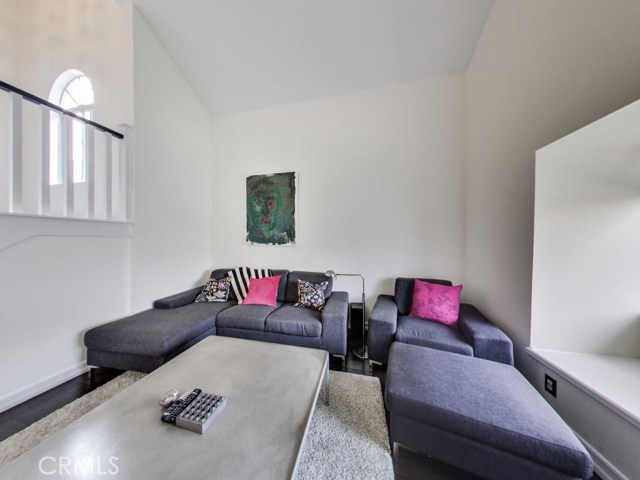 2114 Farrell Avenue, Redondo Beach, California 90278, 4 Bedrooms Bedrooms, ,1 BathroomBathrooms,Residential,Sold,Farrell,SB17057988