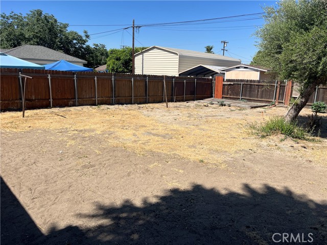 1231 Webster Street, Redlands CA: https://media.crmls.org/medias/a383e4a0-aca6-4864-ba36-bfcb50762651.jpg