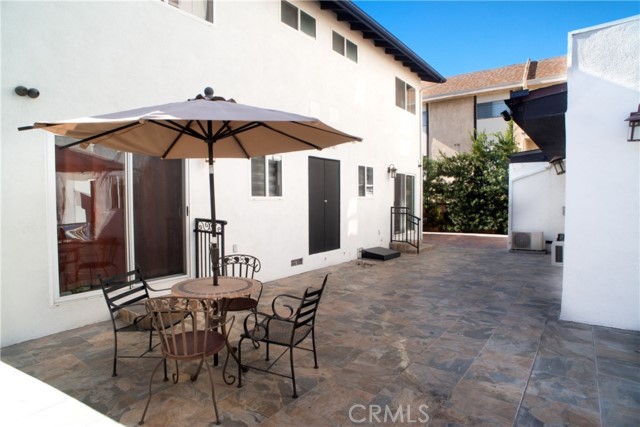 Detail Gallery Image 12 of 14 For 11265 Otsego St #1,  North Hollywood,  CA 91601 - 2 Beds | 1/1 Baths
