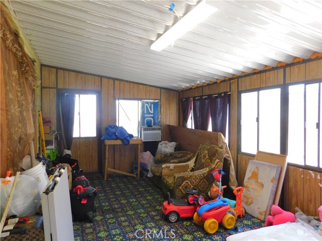 272 Desert Breeze Drive, California City CA: https://media.crmls.org/medias/a385be84-f02c-4cee-b800-e72cc42e27db.jpg