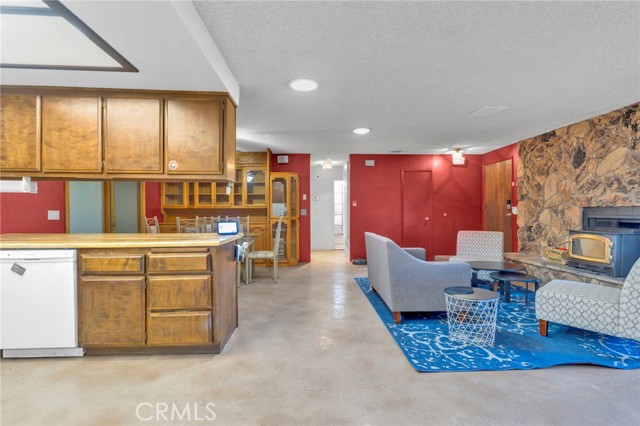 Detail Gallery Image 16 of 70 For 7929 Mono, Hesperia,  CA 92345 - 3 Beds | 2 Baths