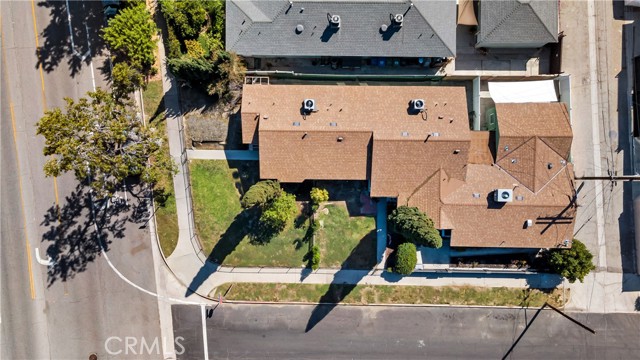 Detail Gallery Image 37 of 39 For 6153 Clybourn Ave, North Hollywood,  CA 91606 - 6 Beds | 4 Baths