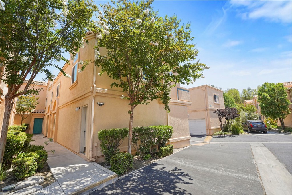 18704 Vista Del Canon #E