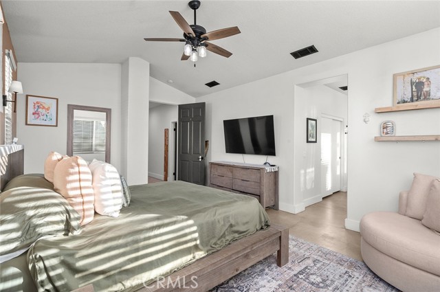 Detail Gallery Image 12 of 44 For 6945 Cedar Creek Rd, Corona,  CA 92880 - 4 Beds | 2 Baths