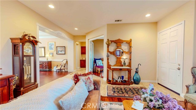 Detail Gallery Image 19 of 60 For 12305 Macintosh St, Apple Valley,  CA 92308 - 4 Beds | 2/1 Baths