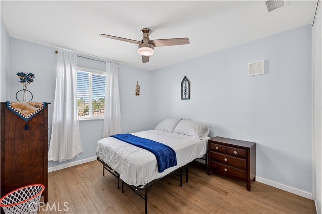 183 La Amistad, Hemet CA: https://media.crmls.org/medias/a3879e65-2c8e-4420-ac3f-50ab75420e67.jpg