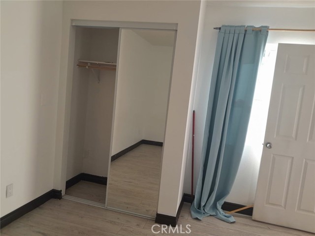 Detail Gallery Image 5 of 10 For 9407 11th Ave, Hesperia,  CA 92345 - 3 Beds | 1 Baths