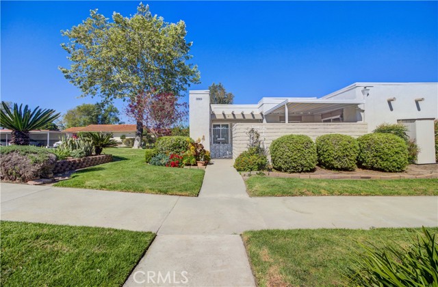 Detail Gallery Image 38 of 39 For 3065 C via Serena, Laguna Woods,  CA 92637 - 2 Beds | 2 Baths