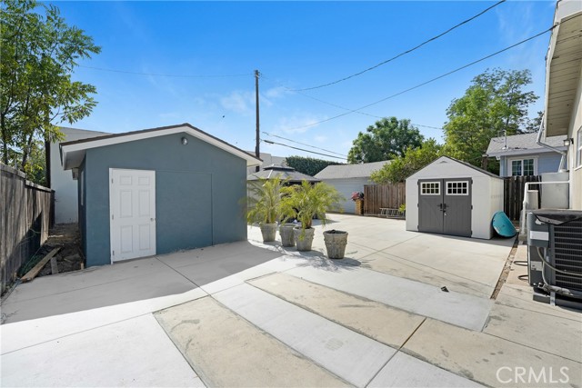 Detail Gallery Image 3 of 18 For 1982 Corson, Pasadena,  CA 91107 - 2 Beds | 1 Baths