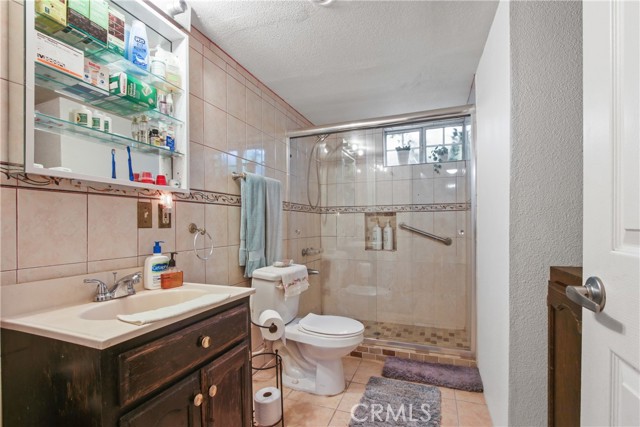 1419 S Redondo Boulevard, Los Angeles CA: https://media.crmls.org/medias/a388dcda-eb6a-4aae-8d8d-319a416235bb.jpg