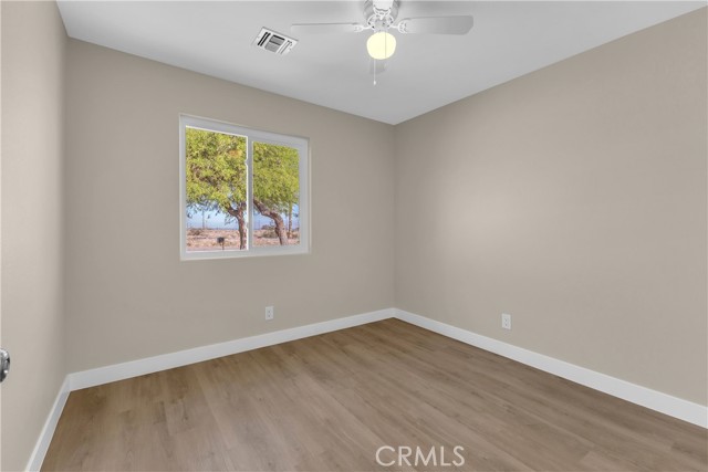 Image 15 of 39 For 1341 Beach Club Drive