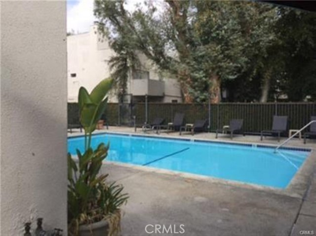 18411 HATTERAS, Tarzana CA: https://media.crmls.org/medias/a38986c7-65d1-4e35-803e-ab25ad89c357.jpg