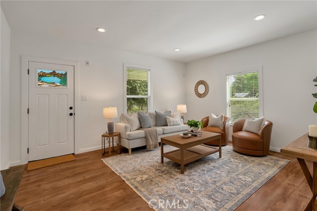 Detail Gallery Image 8 of 49 For 1764 Elm St, Chico,  CA 95928 - 2 Beds | 2 Baths