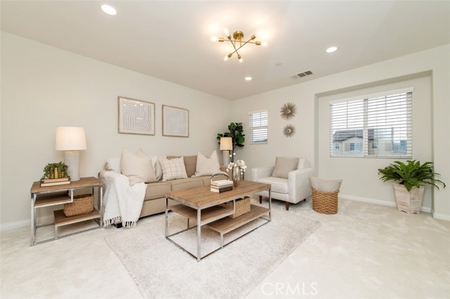 Detail Gallery Image 19 of 47 For 7114 Beckett Field, Corona,  CA 92880 - 3 Beds | 3 Baths