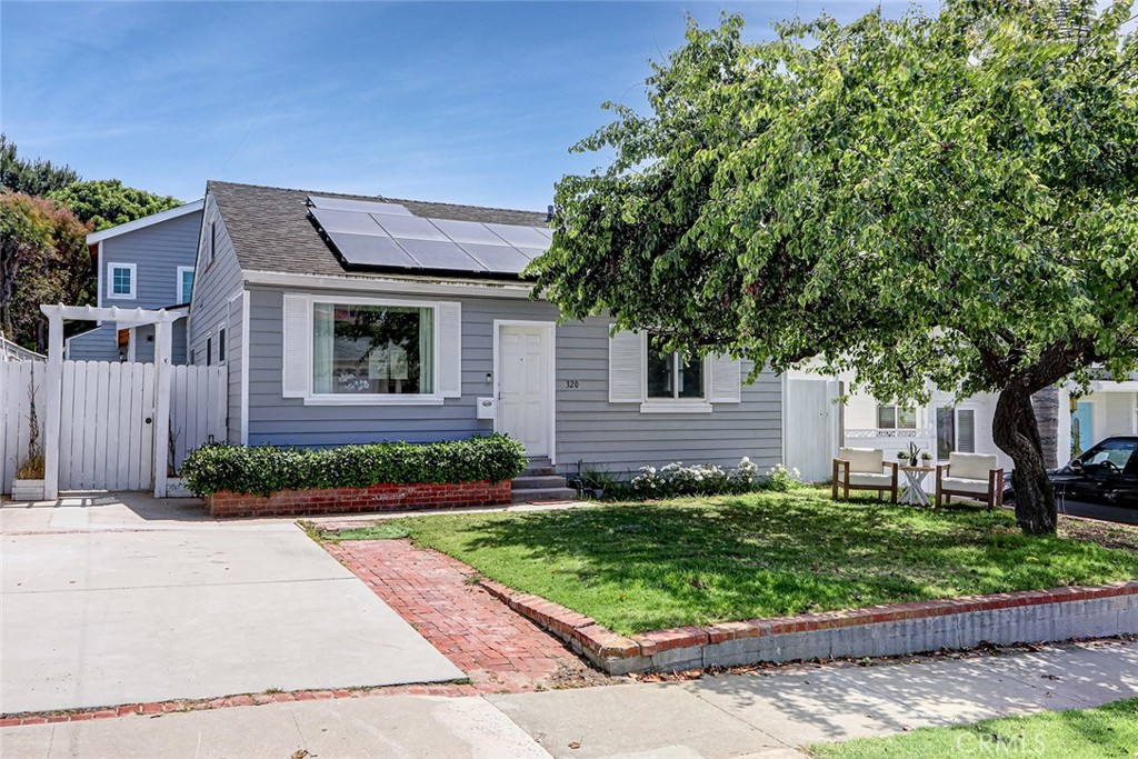 320 E Walnut Avenue