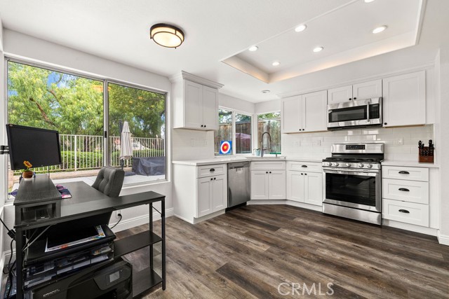 Image 17 of 55 For 11533 Chadwick